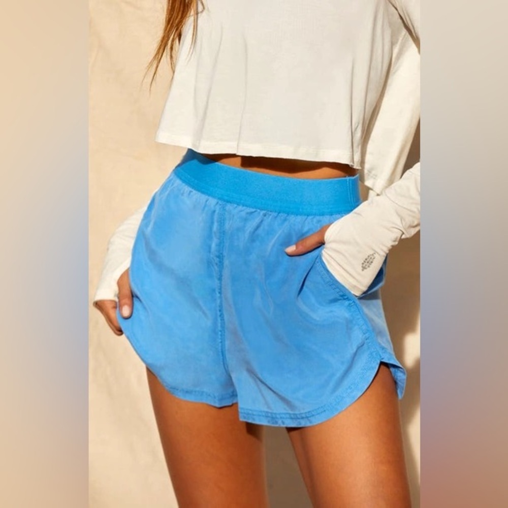 Free People Movement M / L See you Sunday blue shorts